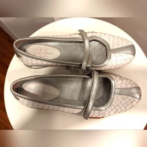 Cole Haan Nike Air Flats - Size 6 - Stylish Comfort!
